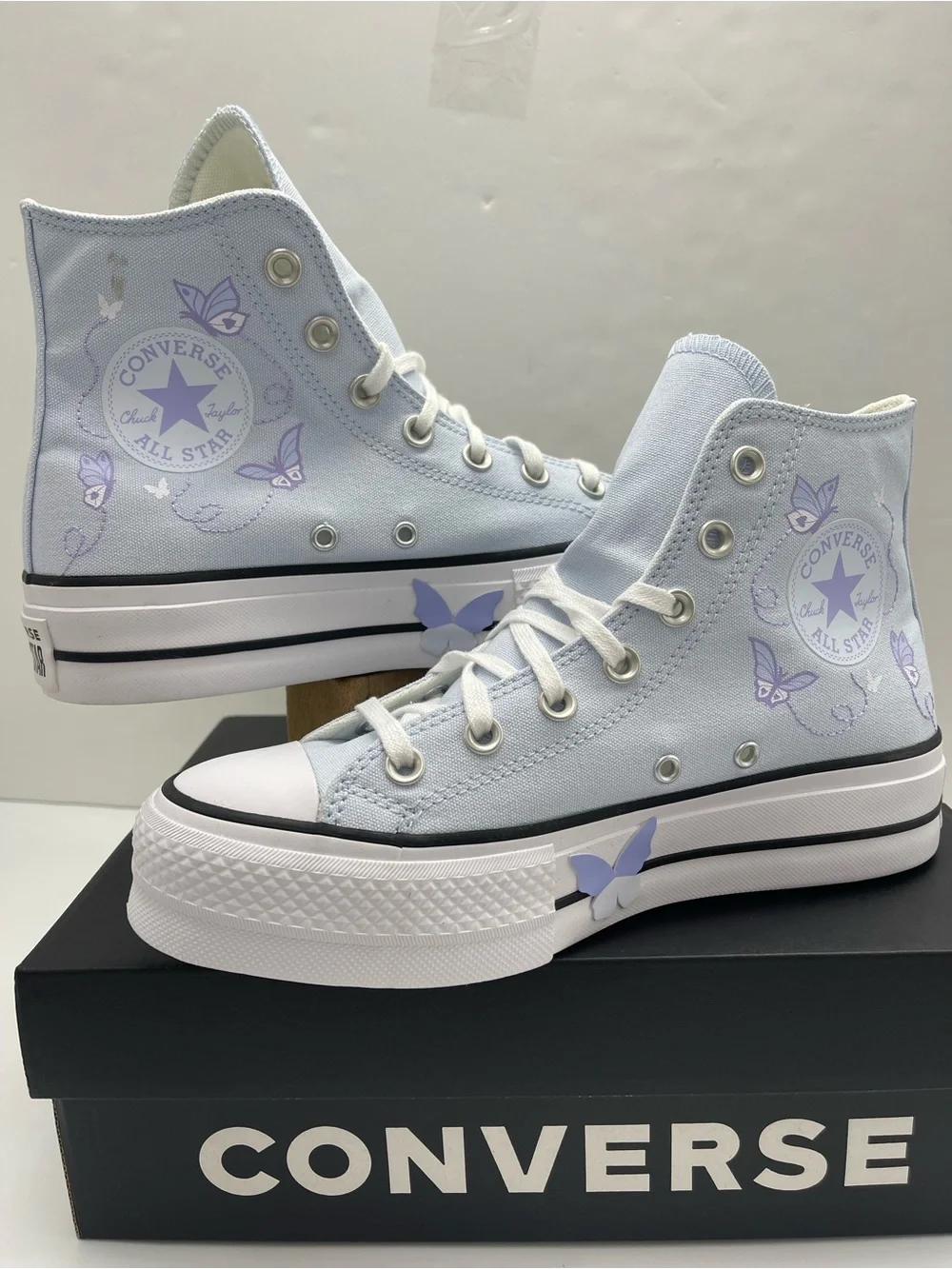 Converse CTAS LIFT HI BLUE SUPERMOON/WHITE/BLk Platform Purple Butterfly Accents